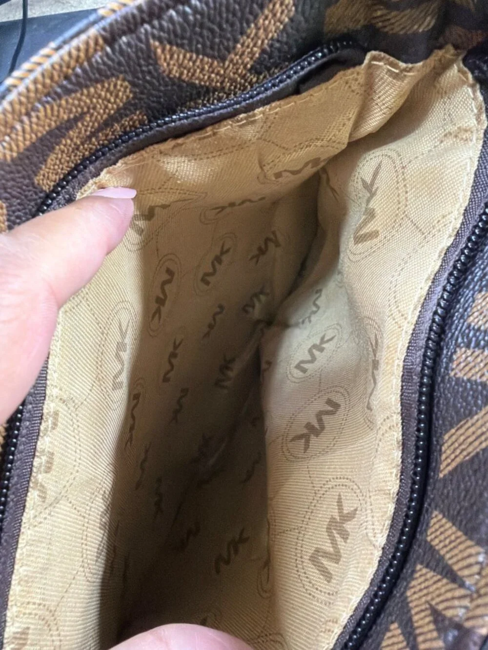 Michael Kors Brown MK Signature Monogram Flap Crossbody Messenger Bag Womens